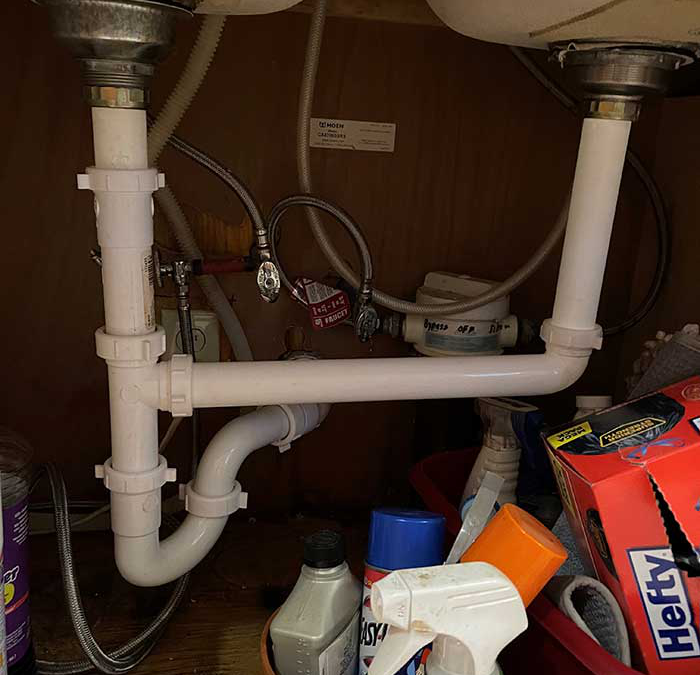 Is It Time to Replace Your Old Plumbing Pipes?
